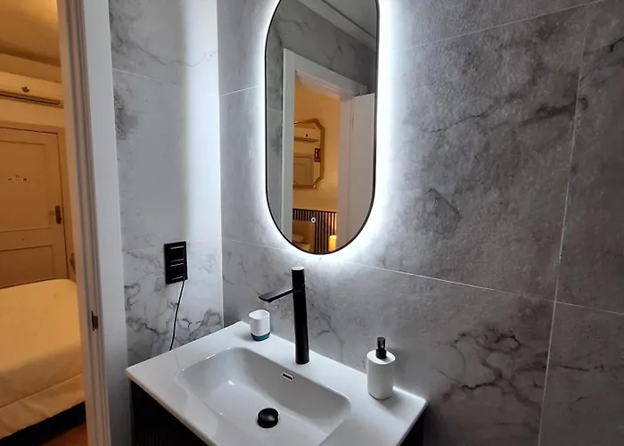 Comfortable In The Centre Of Appartement